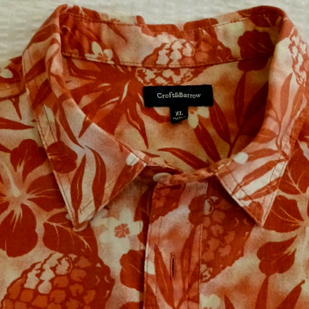 Men's Croft & Barrow size XL Raspberry, Henna,and Taupe